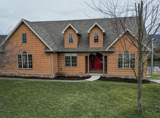 900 Snydertown Rd, Howard, PA 16841