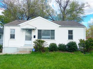 6134 Jackson Ave, Saint Louis, MO
