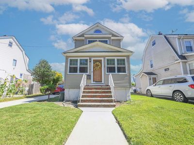 48 Fairfield Street, Valley Stream, NY, 11581