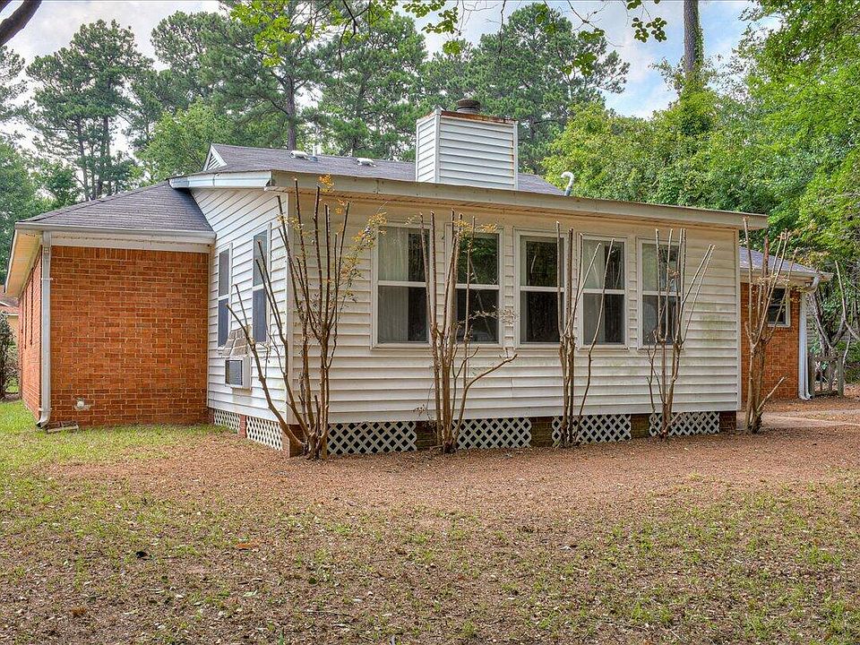 2nd image of 503 Adams Mill Lane