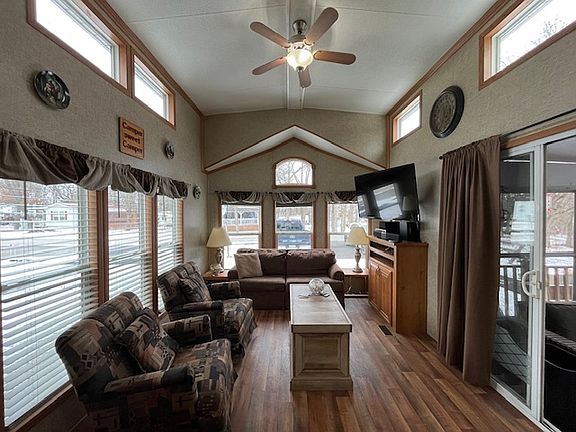 5th image of 2795 E 28th Rd Lot 920