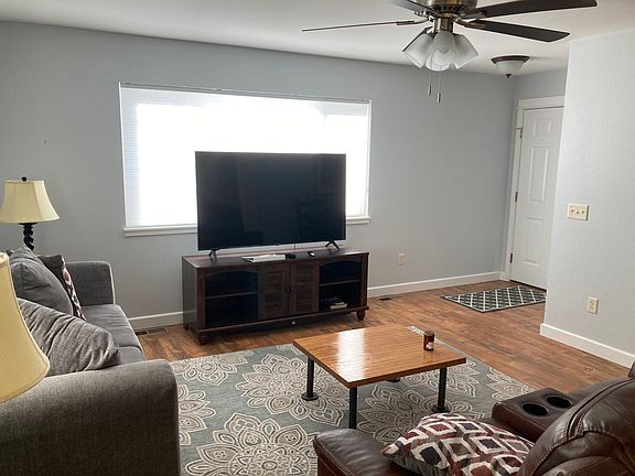 2nd image of 1017 Prairie Dr