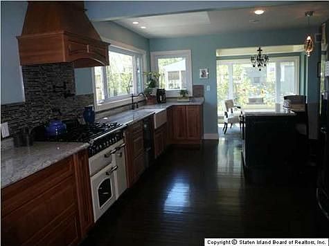 5th image of 311 Howard Ave