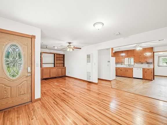 4th image of 10283 SW White Rd