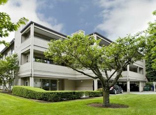 6301 106th Ave NE #101, Kirkland, WA 98033