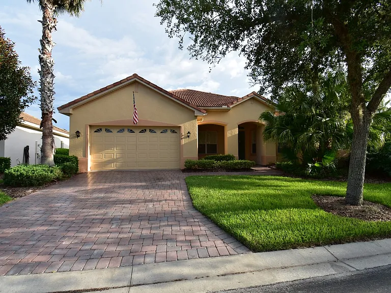 636 Volterra Blvd — Photo 2