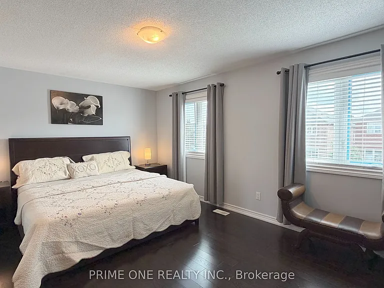 7124 Village Walk — Photo 24