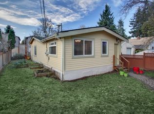 9031 Henderson Pl SW, Seattle, WA 98106