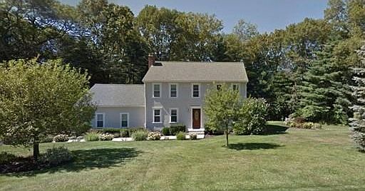 1st image of 11 Lockewood Dr