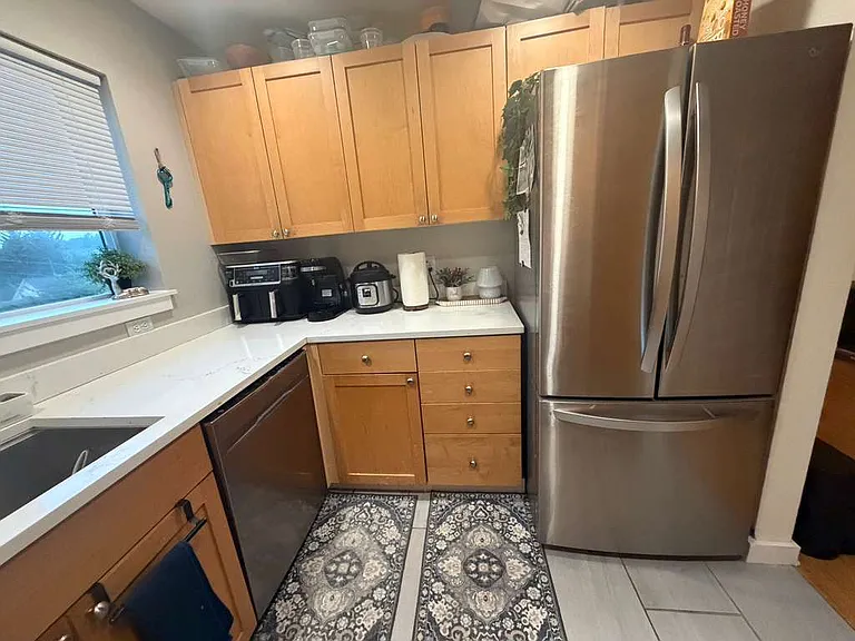 843 Davis Pl S #101 — Photo 8