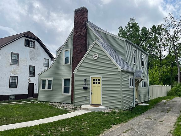 2nd image of 1716 Salem Ave