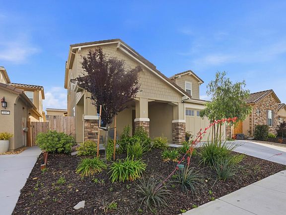 4th image of 1097 Sunridge Dr
