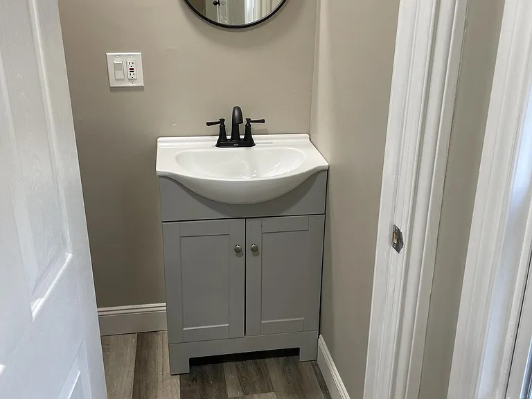 Main Floor (Half Bathroom)