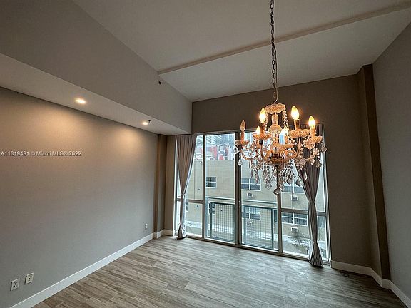 4th image of 253 NE 2nd St APT 316