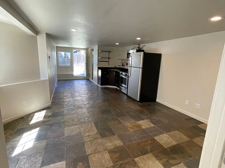 1749 10th Ave #B — Photo 11