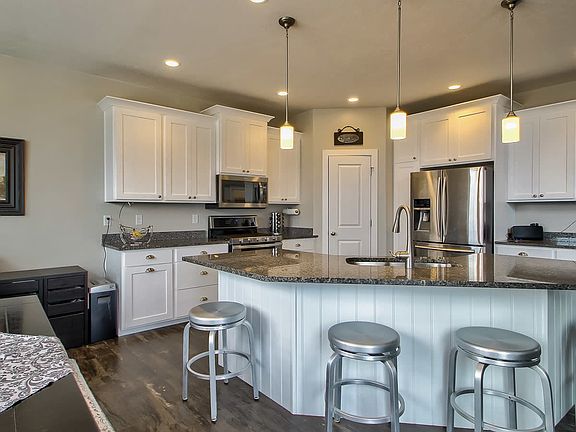 2nd image of 1284 Regal View Dr