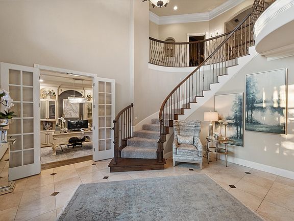 4th image of 2325 Panorama Ct