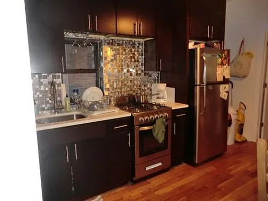 Rented by EXR | media 12