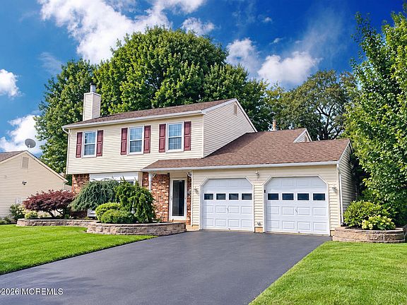 2nd image of 72 Bernard Drive