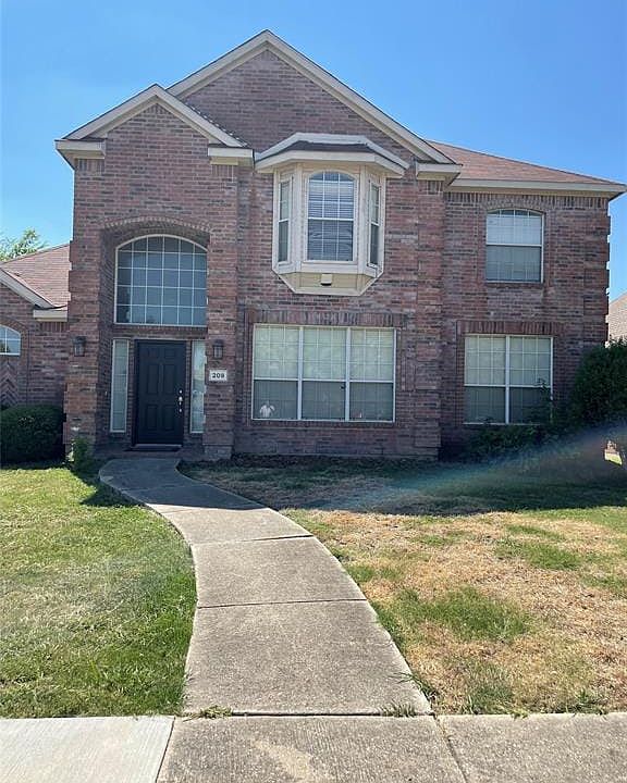 1st image of 209 Arborview Dr