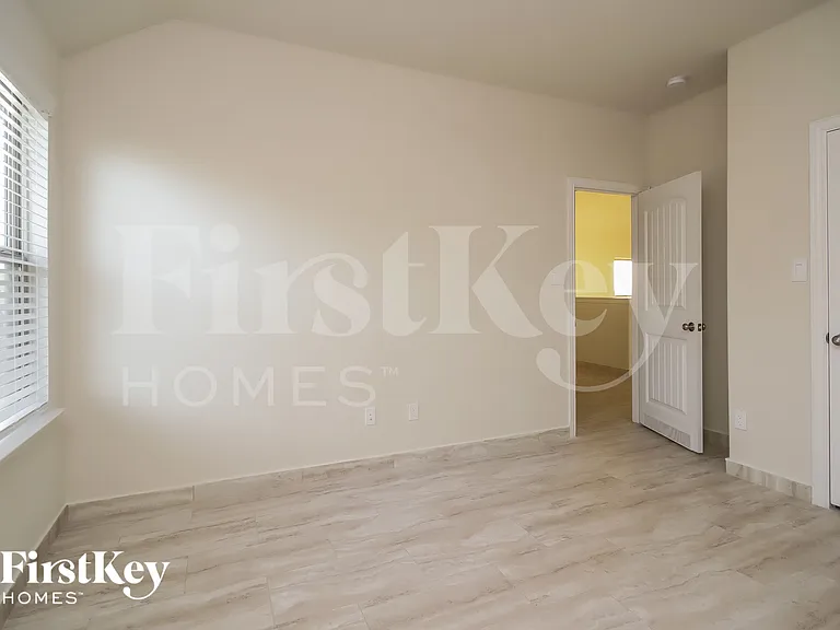 2826 Torrey Pines Dr #DO — Photo 12