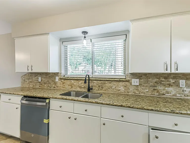 13438 Wiley Martin Dr — Photo 21