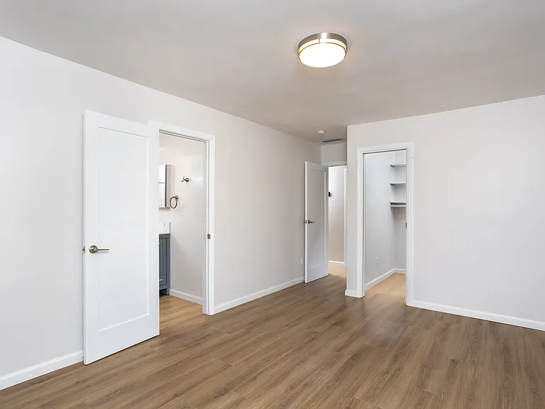 4742 Seaford Pl — Photo 23