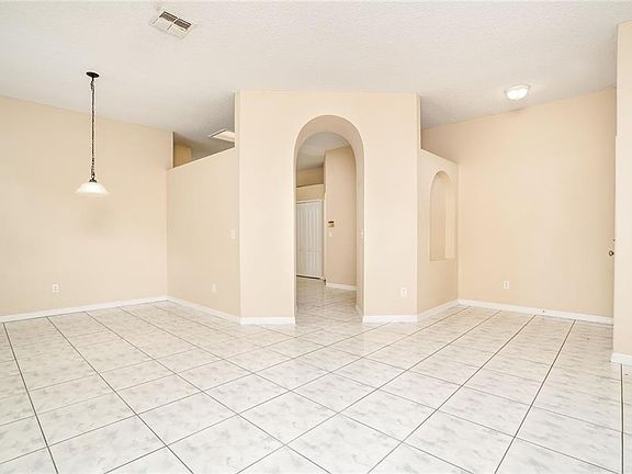 5th image of 12703 Woodbury Oaks Dr