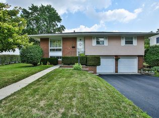 3916 Santa Maria Dr, Grove City, OH