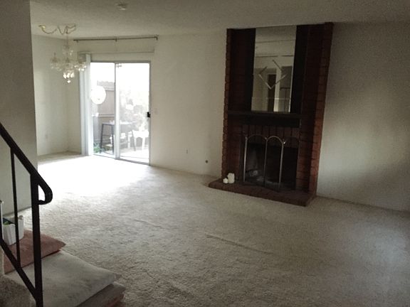 5th image of 174 W Grove St APT 1