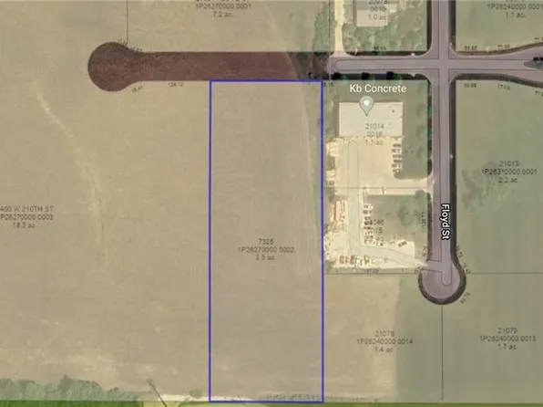 7325 W 210th St, Stilwell, KS 66085