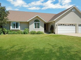 W258N9348 Riverview Ct, Colgate, WI 53017