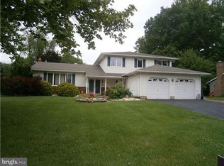 100 Peter Rafferty Dr, Hamilton, NJ 08690