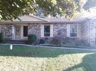 2513 Golden Shore Dr, Fenton, MI