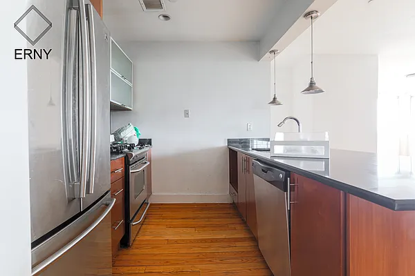 Rented by ERNY LLC | media 48