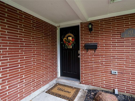 5th image of 211 Enid Ave