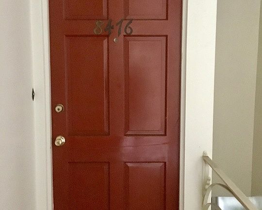4th image of 8476 Fountain Ave