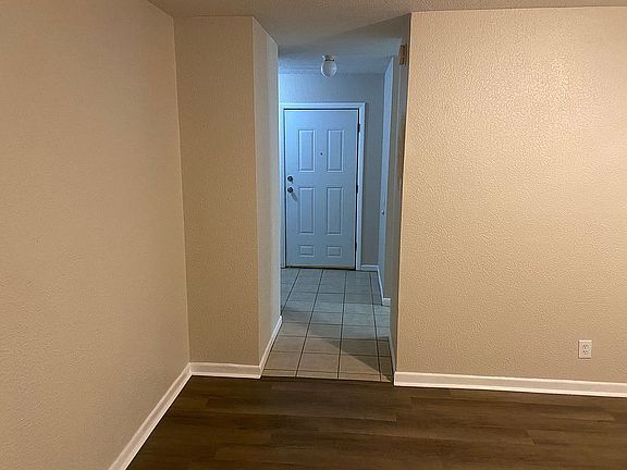 3rd image of 1426 E Llano Dr