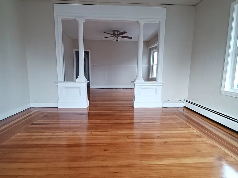 22 Chestnut St — Photo 10