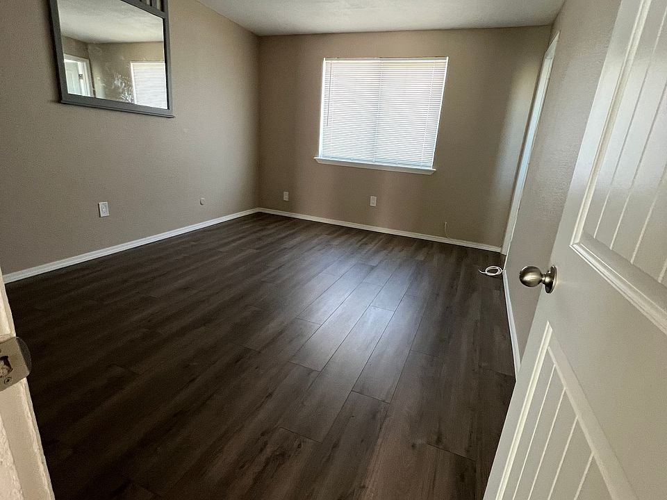 1st image of 8747 Iglesia Cir