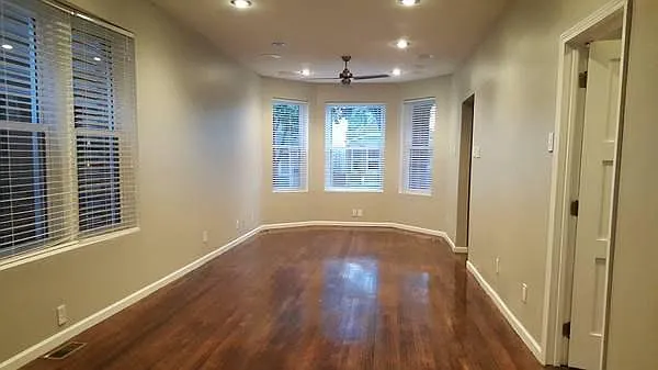 2742 W Nelson St #1 — Photo 5