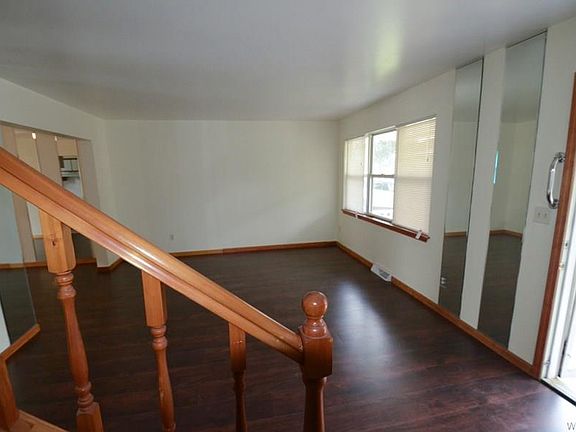 5th image of 583 Masten Ave