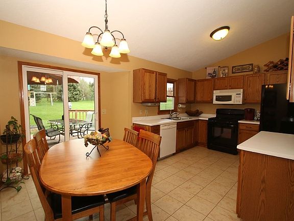 5th image of 5384 Wagon Wheel Ln