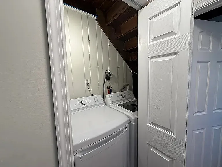 28 Cedarwood Ter — Photo 11