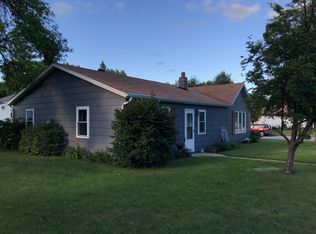 321 Tindolph Ave S, Thief River Falls, MN 56701