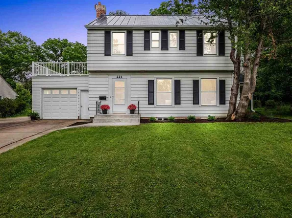 224 S Lowell St, Iowa City, IA 52245