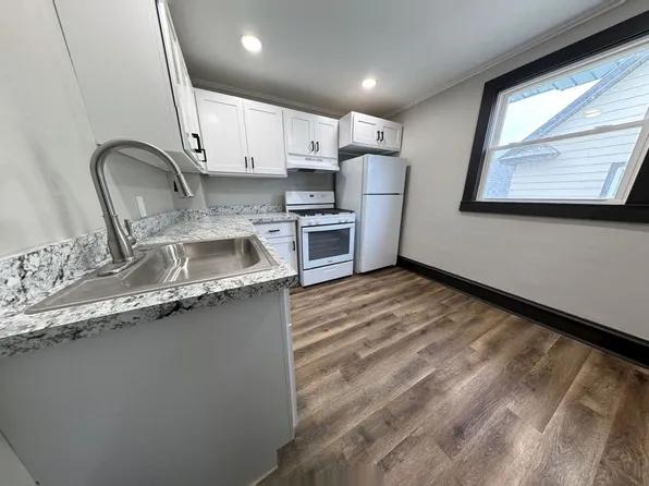 606 Randolph St, Meadville, PA 16335