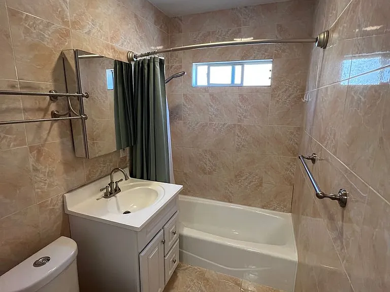812 E Garfield Ave #B — Photo 10