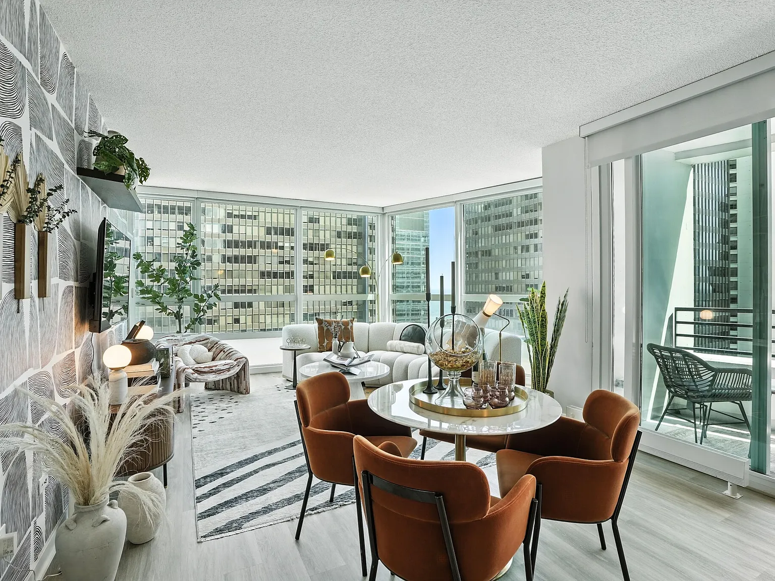 2 bed, 2.0 bath, $4,333 — Photo 2