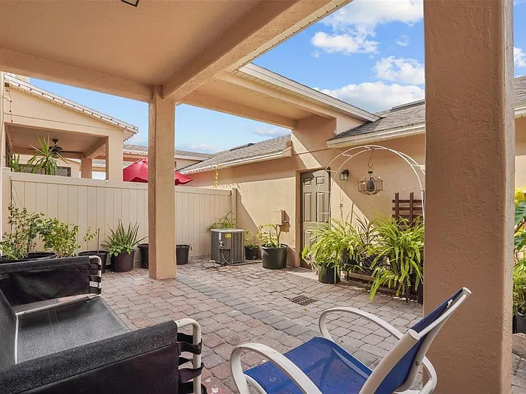 561 Telfair Square Ct — Photo 27